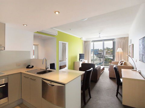 Oaks Gateway On Palmer - Timeshare Accommodation 4