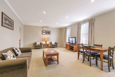 Lake Inn Ballarat - Timeshare Accommodation 11