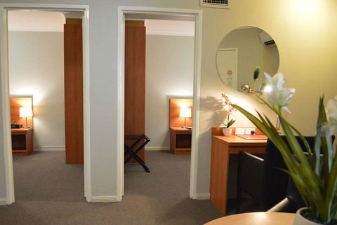 Ramada Hotel & Suites Sydney Cabramatta - Timeshare Accommodation 3