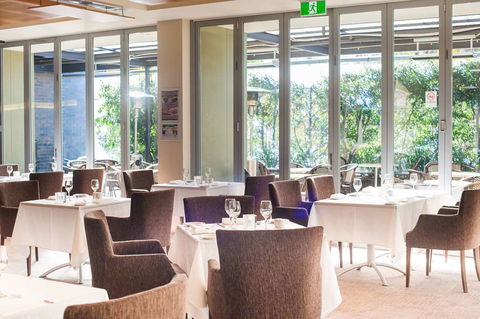 Ramada Hotel & Suites Sydney Cabramatta - Timeshare Accommodation 12