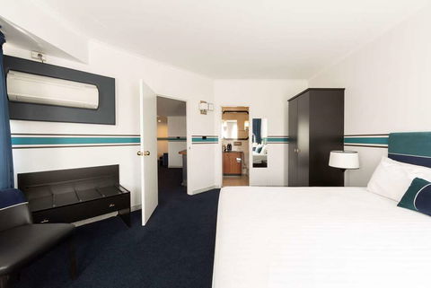 Ramada By Wyndham Diplomat Canberra - Timeshare Accommodation 2