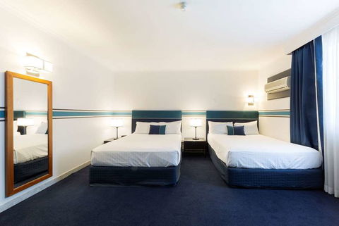 Ramada By Wyndham Diplomat Canberra - Timeshare Accommodation 7