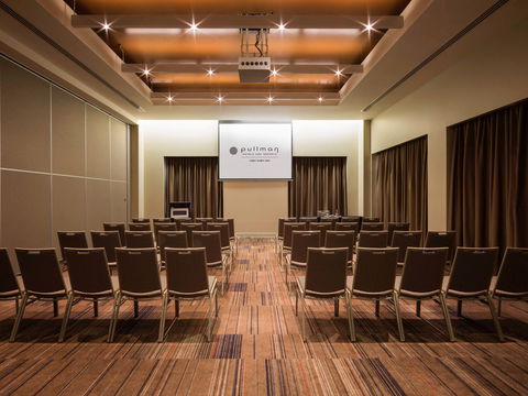Pullman Hotel At Sydney Olympic Park - Timeshare Accommodation 10