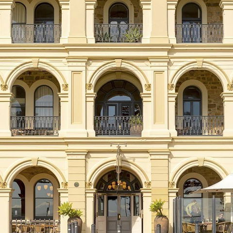 Largs Pier Hotel - Timeshare Accommodation 1