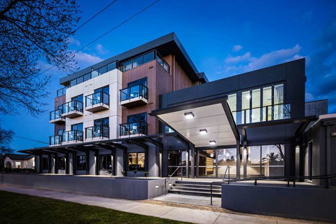 Quality Hotel Lakeside - Timeshare Accommodation 0