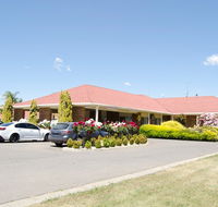 Pines Country Club Motor Inn - Timeshare Accommodation
