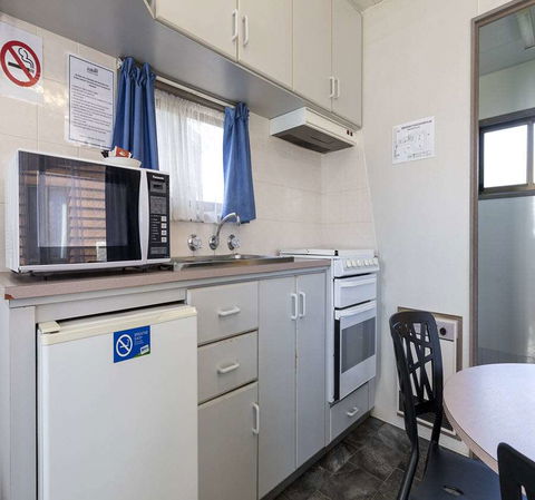 BIG4 Albury Tourist Park - Timeshare Accommodation 5
