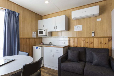 BIG4 Albury Tourist Park - Timeshare Accommodation 9