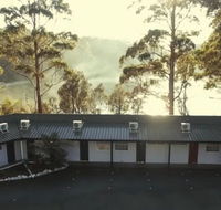 The Fox  Hounds Inn - Timeshare Accommodation