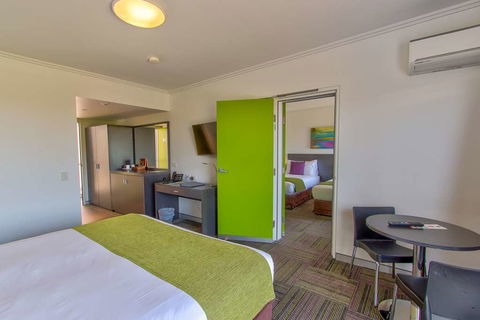 Mackay Oceanside Central Hotel - Timeshare Accommodation 5