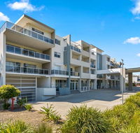 Quality Suites Pioneer Sands - Timeshare Accommodation