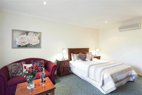 Best Western Crystal Inn - Timeshare Accommodation 0