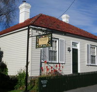Alice's Cottages - Timeshare Accommodation