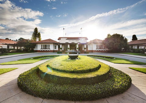 Hyatt Hotel Canberra - A Park Hyatt Hotel - Timeshare Accommodation 0