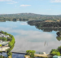 3BR Executive Apartment with Lake and Mountain views - Timeshare Accommodation