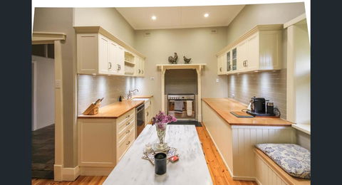 Ambrosia Holiday Home - Timeshare Accommodation 24
