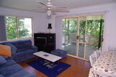 Bellhaven 1, 17 Willow Street - Timeshare Accommodation 1