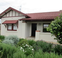 Mataro Cottage - Timeshare Accommodation