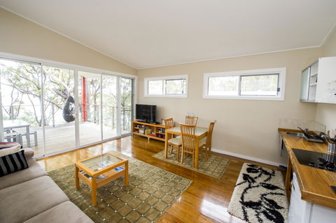 Smiths Lake House - Timeshare Accommodation 24