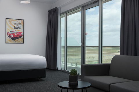 Rydges Pit Lane - Timeshare Accommodation 25