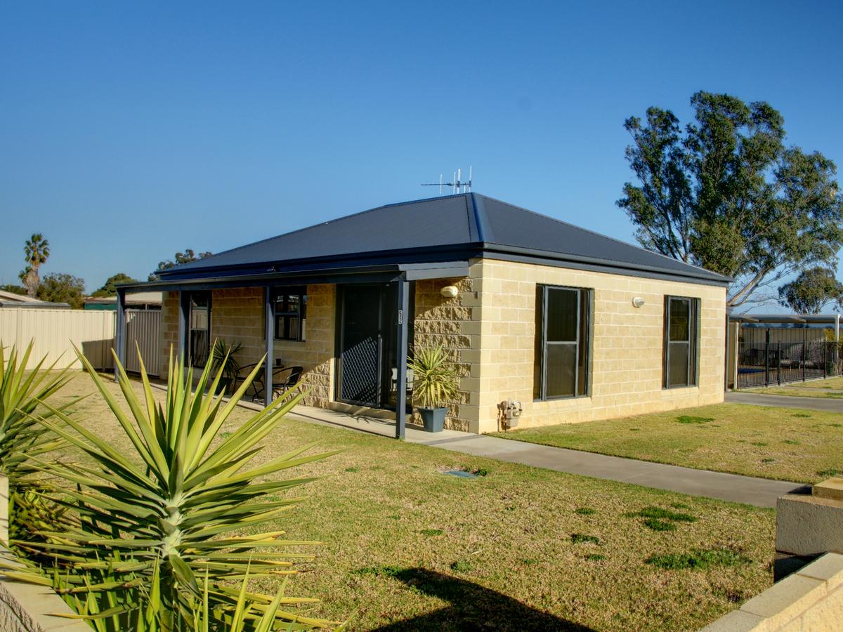 Ardlethan NSW Timeshare Accommodation