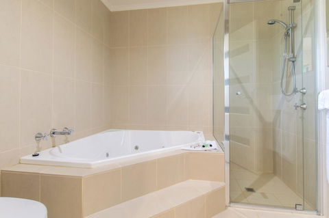 Mick O\'Sheas - Timeshare Accommodation 22