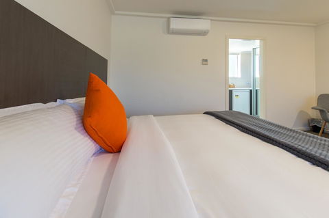 Mick O\'Sheas - Timeshare Accommodation 15