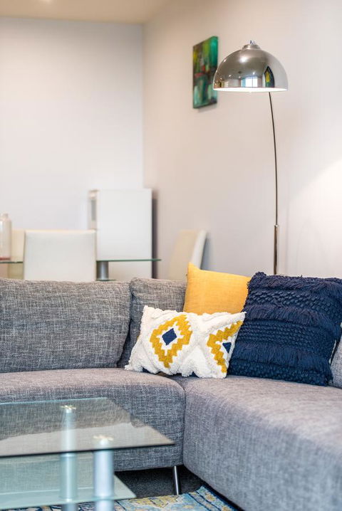 Beachside Luxury & Comfort, Ocean Views In Glenelg - Timeshare Accommodation 9