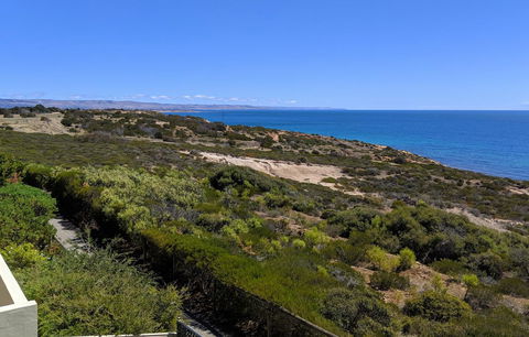 Ochre Point Beach House On Moana Seafront - Timeshare Accommodation 6