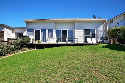 Culburra Beachhouse - Timeshare Accommodation 11