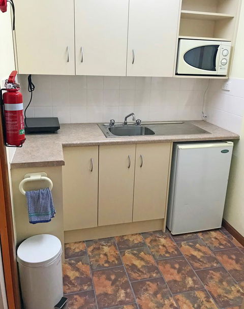 Lake Albert Motel - Timeshare Accommodation 32