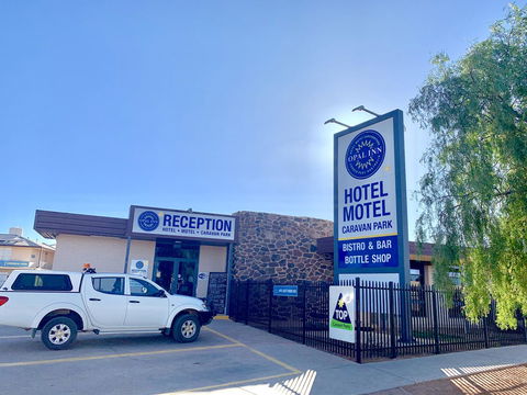 Opal Inn Hotel, Motel, Caravan Park - Timeshare Accommodation 37