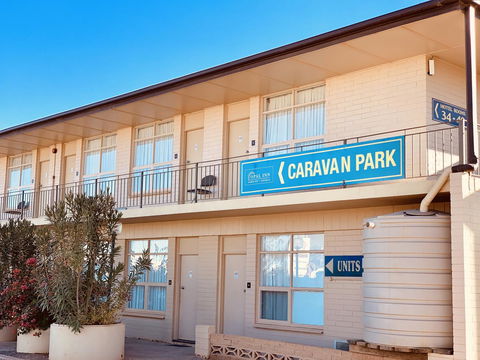 Opal Inn Hotel, Motel, Caravan Park - Timeshare Accommodation 34