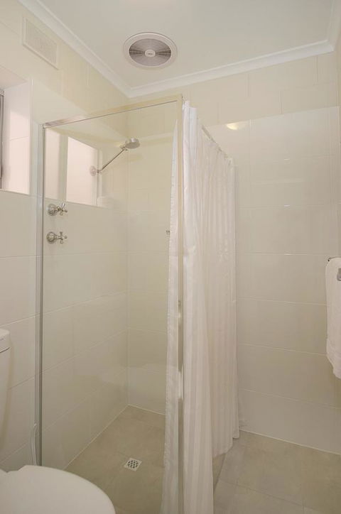 Victor Harbor City Inn - Timeshare Accommodation 25