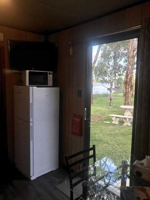 Murray Bridge Riverview Cabin - Timeshare Accommodation 3