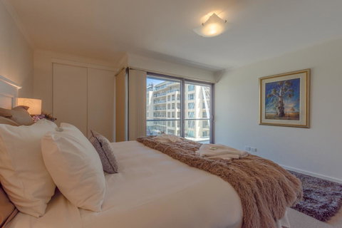 Lights Landing Penthouse - Timeshare Accommodation 13