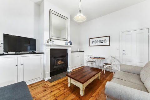 Railway Cottage In Beachport - Timeshare Accommodation 1