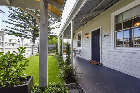 Railway Cottage In Beachport - Timeshare Accommodation 11