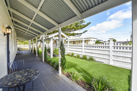 Railway Cottage In Beachport - Timeshare Accommodation 6