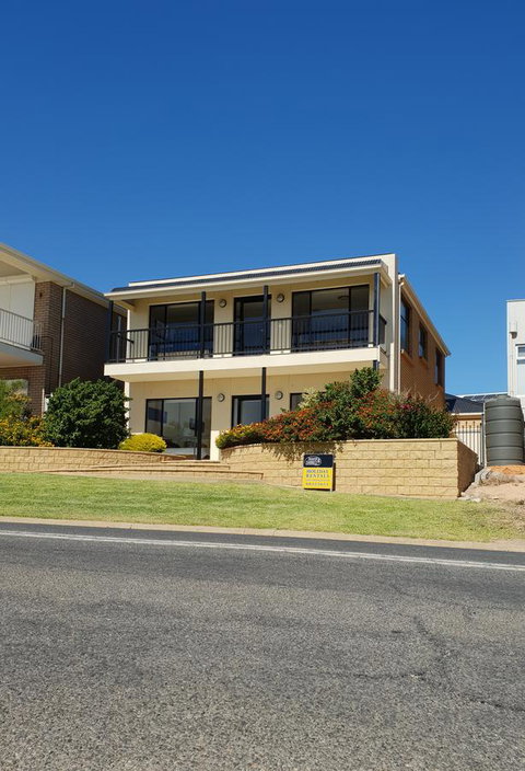 South Shores - Timeshare Accommodation 1