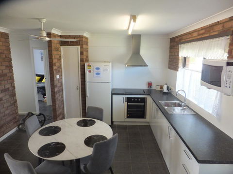 Ocean Beach Chalet 18 - Timeshare Accommodation 17