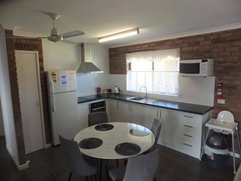 Ocean Beach Chalet 18 - Timeshare Accommodation 16