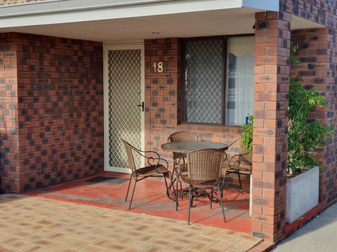 Ocean Beach Chalet 18 - Timeshare Accommodation 15