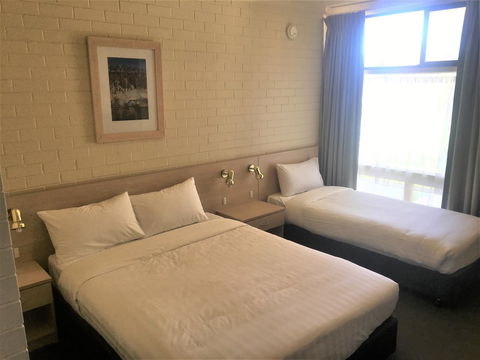 Junee Motor Inn - Timeshare Accommodation 15