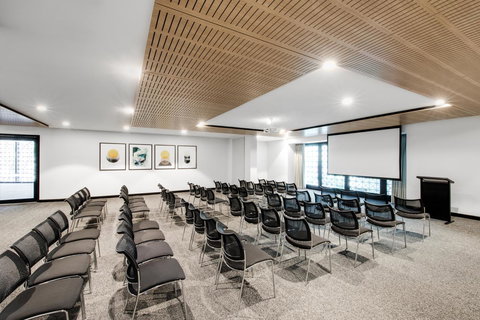 Vibe Hotel North Sydney - Timeshare Accommodation 14