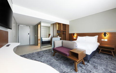 Holiday Inn Express Sydney Airport, An IHG Hotel - Timeshare Accommodation 9