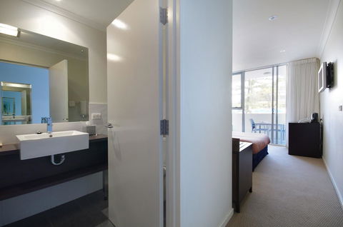 Macquarie Waters Boutique Apartment Hotel - Timeshare Accommodation 24