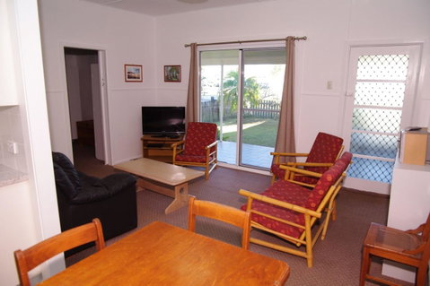 Fleur Cottage, 7 Willow Street - Timeshare Accommodation 6