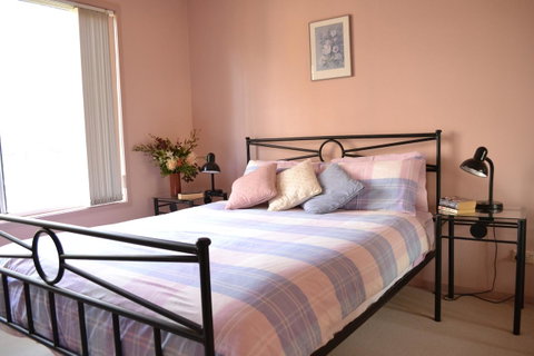 Bundle Hill Cottages - Timeshare Accommodation 28