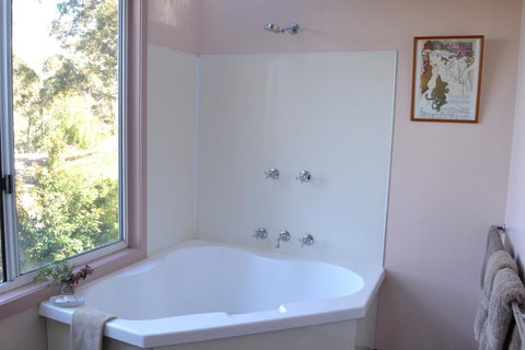 Bundle Hill Cottages - Timeshare Accommodation 26